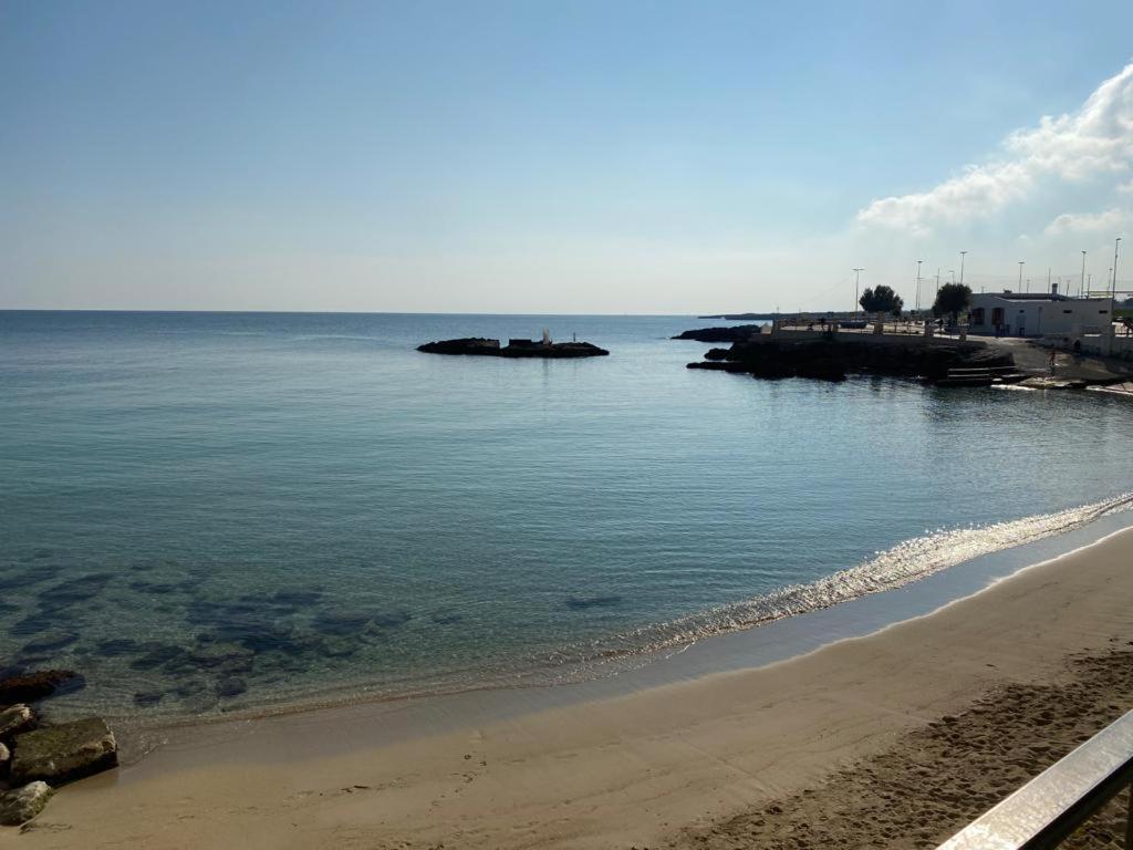 Casa Luce Lägenhet Monopoli Exteriör bild