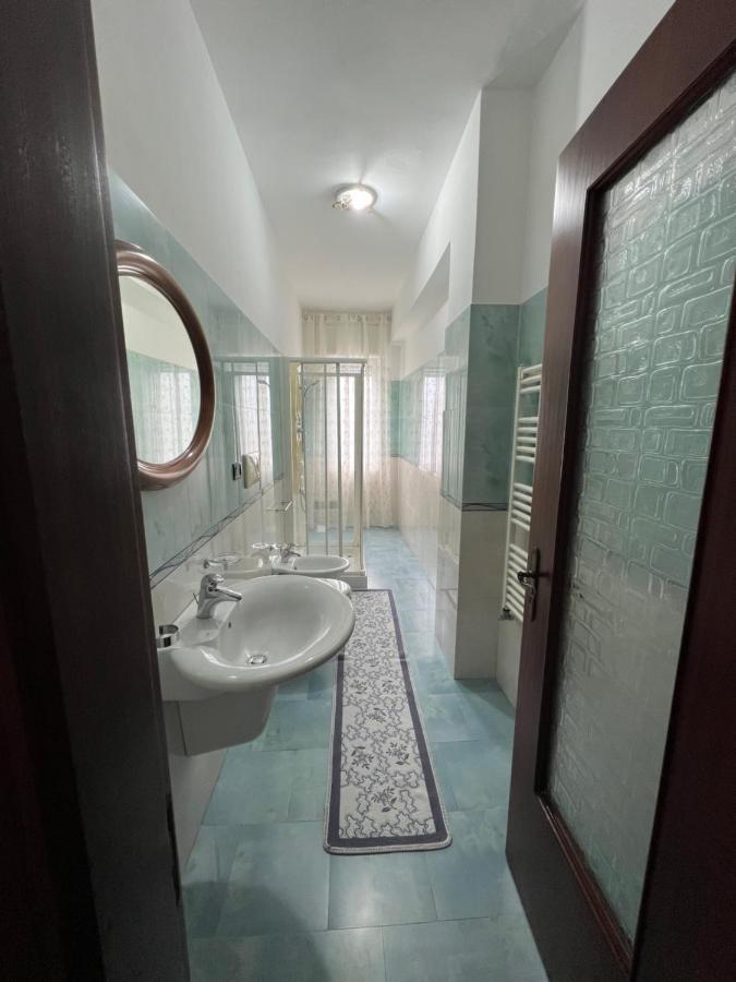 Casa Luce Lägenhet Monopoli Exteriör bild